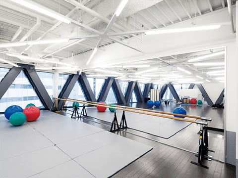 モード学園 トレーニングルーム